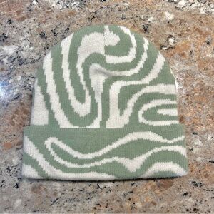 American Eagle Swirl Patterned Beanie